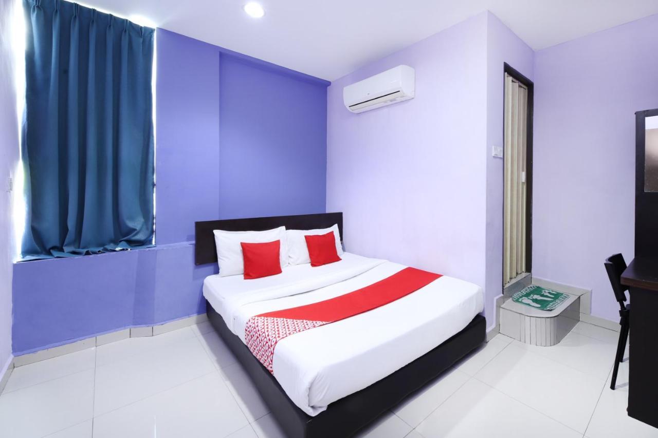 Oyo 90235 Hotel Inap Sri Gombak بانيا إليجا المظهر الخارجي الصورة