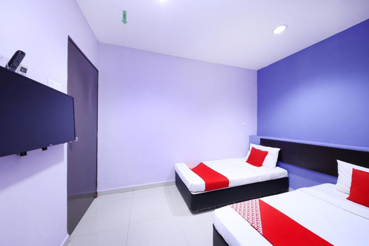 Oyo 90235 Hotel Inap Sri Gombak بانيا إليجا المظهر الخارجي الصورة