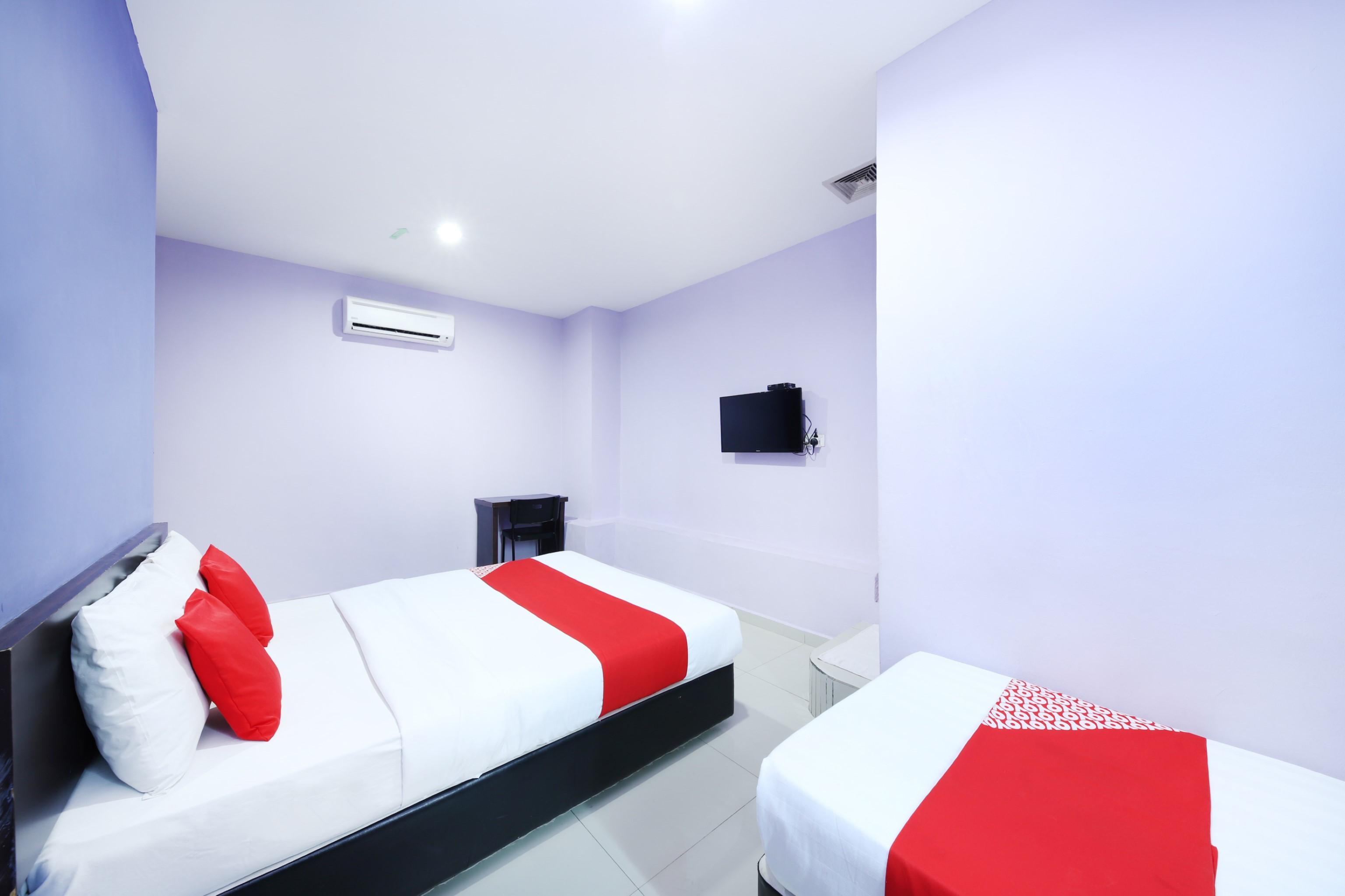 Oyo 90235 Hotel Inap Sri Gombak بانيا إليجا المظهر الخارجي الصورة