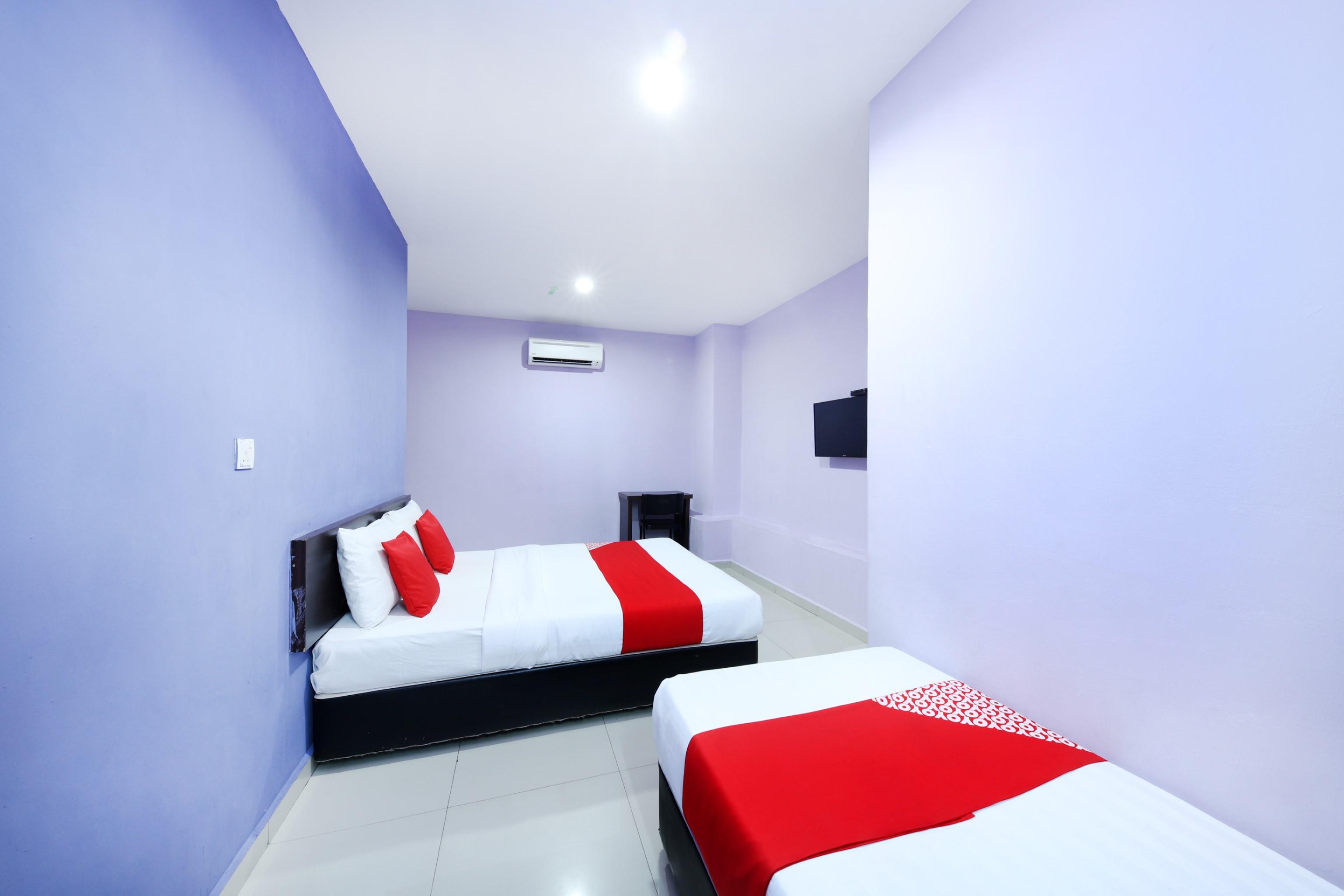 Oyo 90235 Hotel Inap Sri Gombak بانيا إليجا المظهر الخارجي الصورة