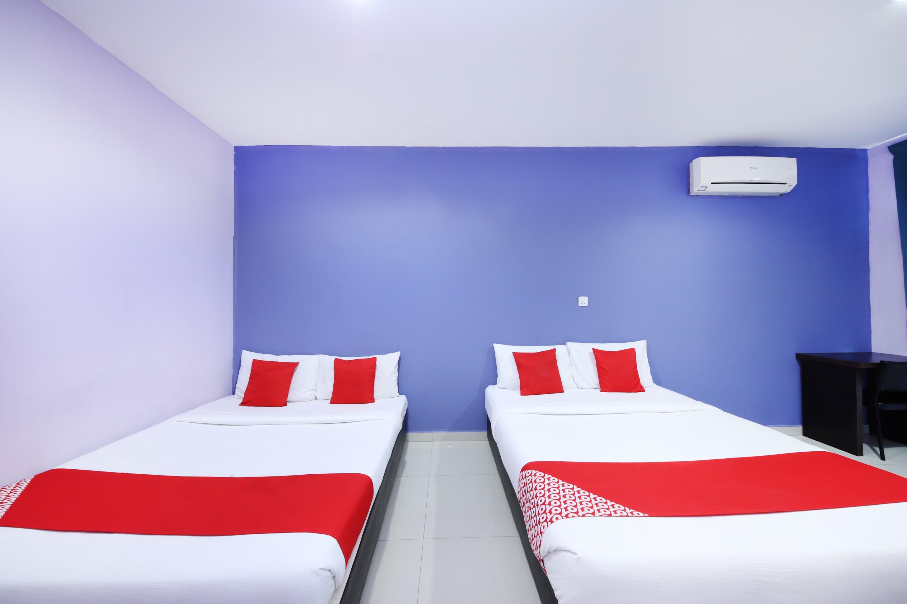 Oyo 90235 Hotel Inap Sri Gombak بانيا إليجا المظهر الخارجي الصورة